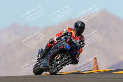 media/Oct-08-2022-SoCal Trackdays (Sat) [[1fc3beec89]]/Turn 9 (1pm)/